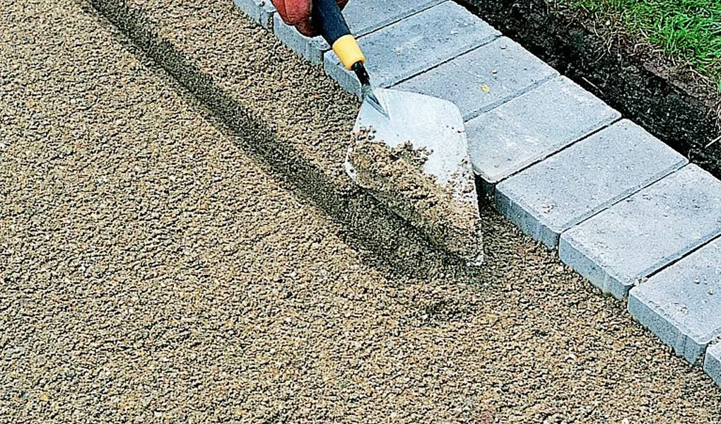 how to lay paving blocks gravel asphalt7c1c297ce78b46f110cb264fdea7c66539f66023
